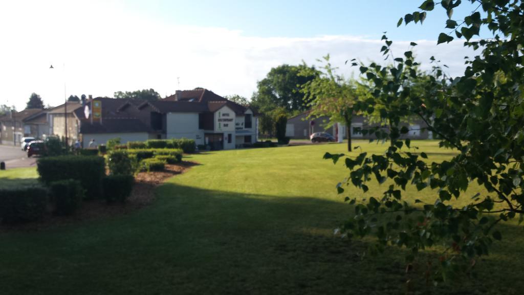 Le Relais D'Etagnac Hotell Rum bild